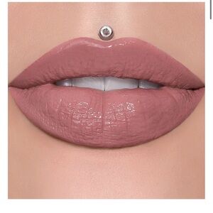 Jeffree Star Velvet Mauve Lip Gloss
